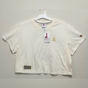Champion Women's Cropped Off-White Short Sleeve Tshirt-size Large